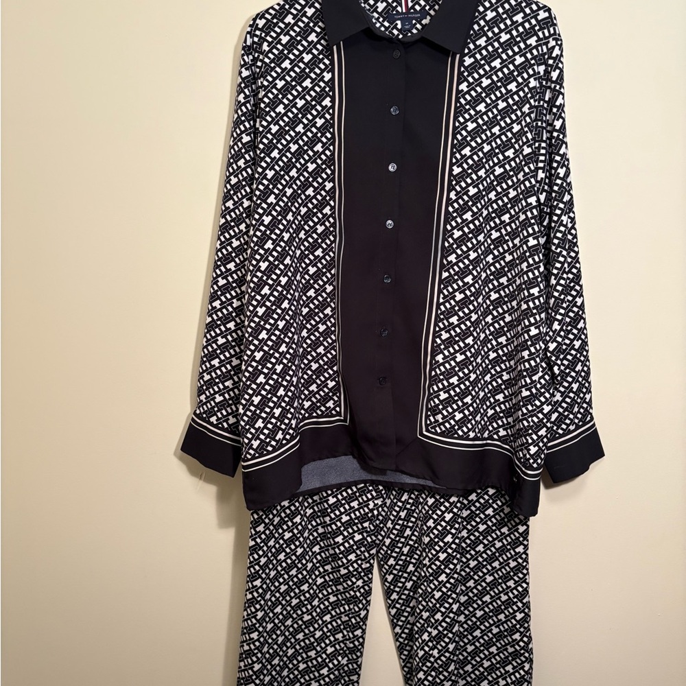 Tommy Hilfiger Black and White Women's Pants & Jumpsuit Set